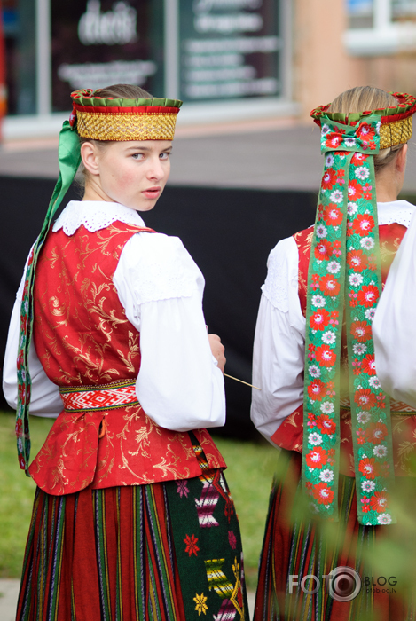 Talsi vasaras un dienas vidū.