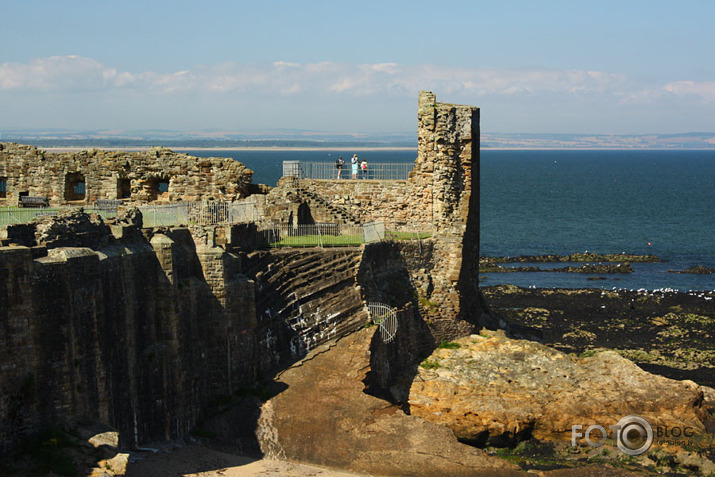 St.Andrews pilsdrupas un muzejs