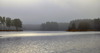Tur, aiz mākoņiem, ir saule
