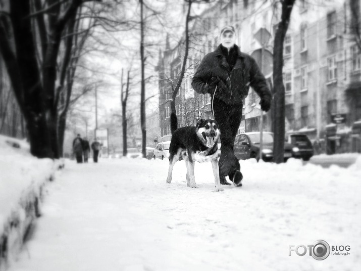 Turpinu ajFonogrāfēt