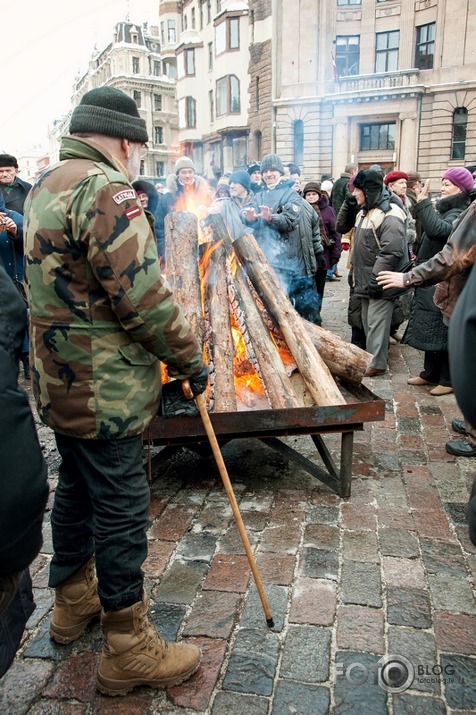 Barikāžu atceres pasākums Doma laukumā