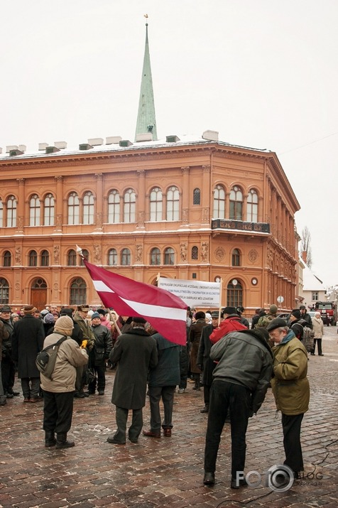 Barikāžu atceres pasākums Doma laukumā