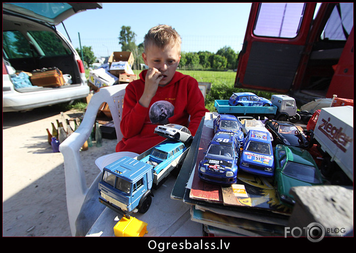 Ikskiles kramu tirgus 2013 kautkas