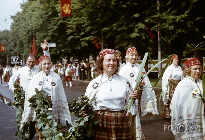 Dziesmai reiz bij liela diena.