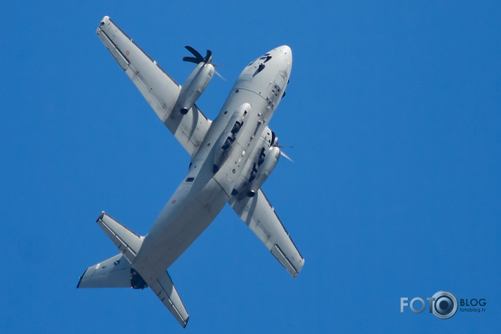 Kecskeméti Nemzetközi Repülőnap és Haditechnikai Bemutató 2013