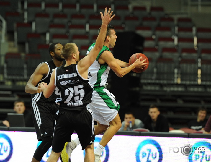 VEF-Maccabi Haifa 73:94