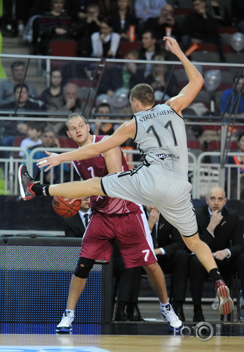 VEF-Krasnije Kriļja 80:77