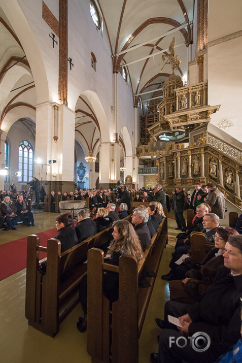 Latvijas Republikas proklamēšanas 95.gadadienai ekumēniskajā dievkalpojumā 