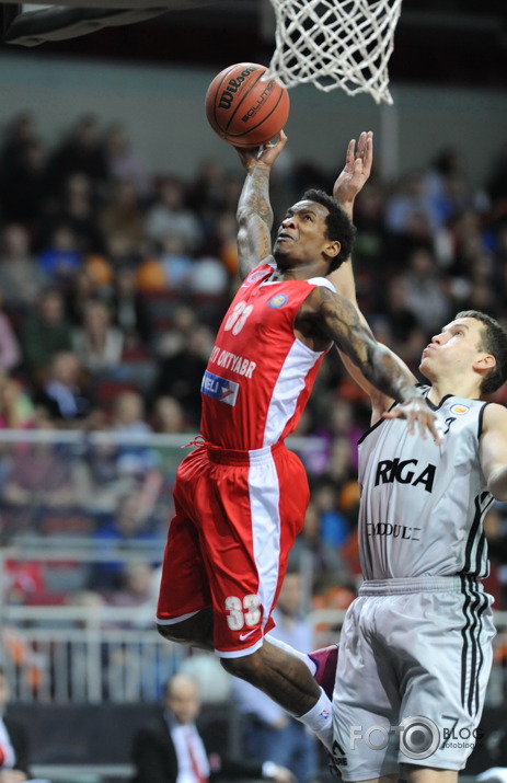 VEF-KRASNY OKTYABR 90:73