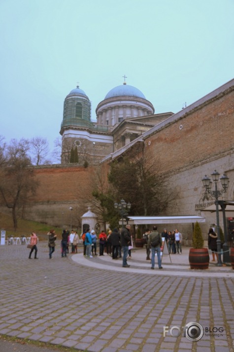 Estergomas bazilika un tās apkārtne