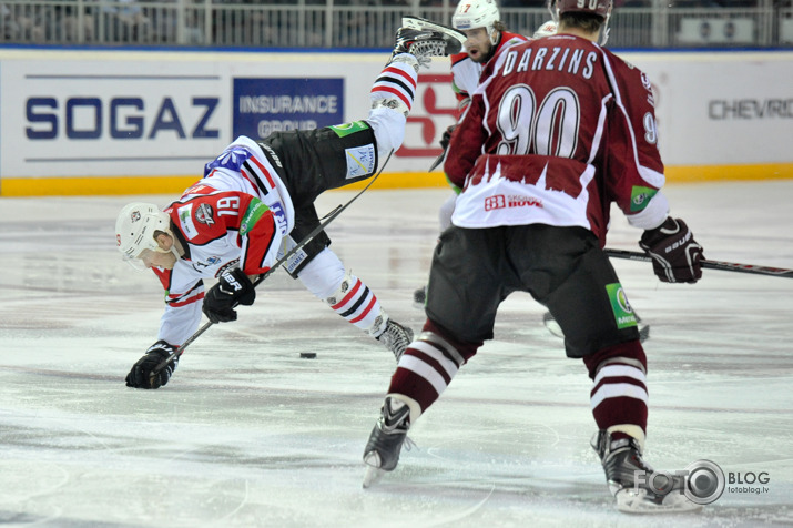 Dinamo pret Donbasu sērijā jau 3:3