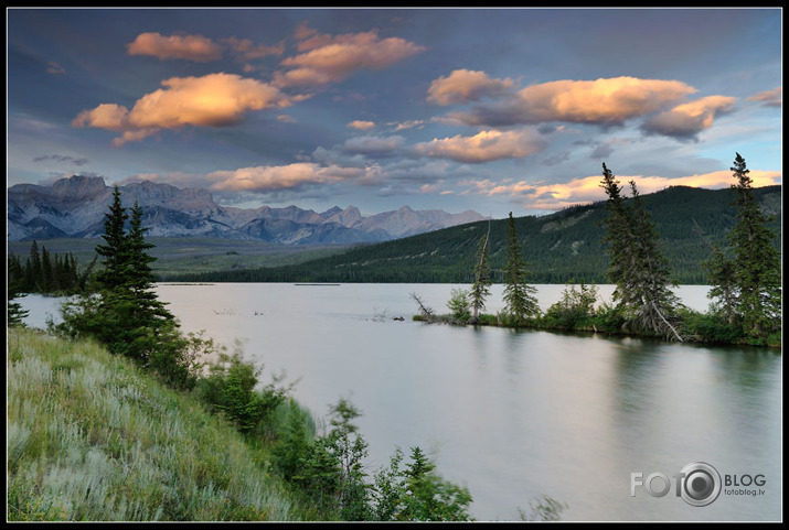 Talbot Lake. Vakara debesis