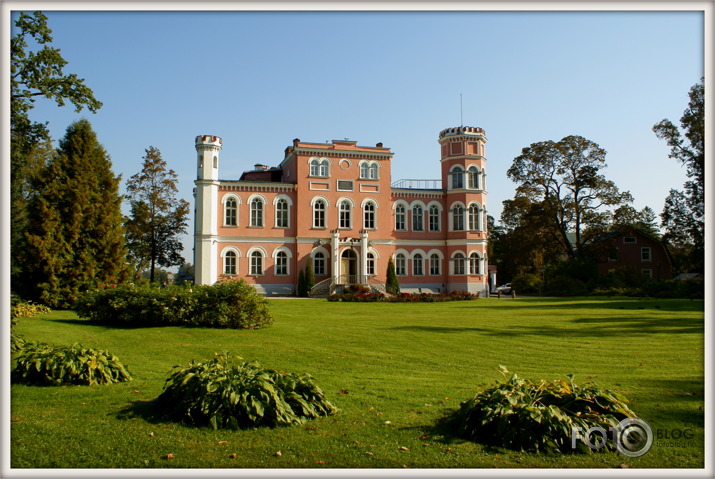 Bīriņi pils parks
