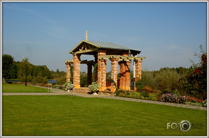 Bīriņi pils parks