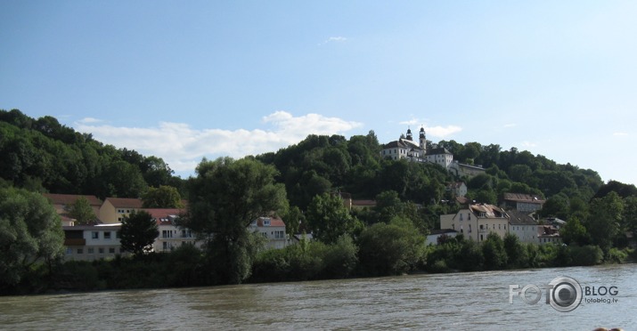 Pa Donavu-Pasava