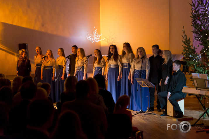 Rēzeknes novada vokālās studijas “Skonai” labdarības koncerts “Sorgeņgeļs”