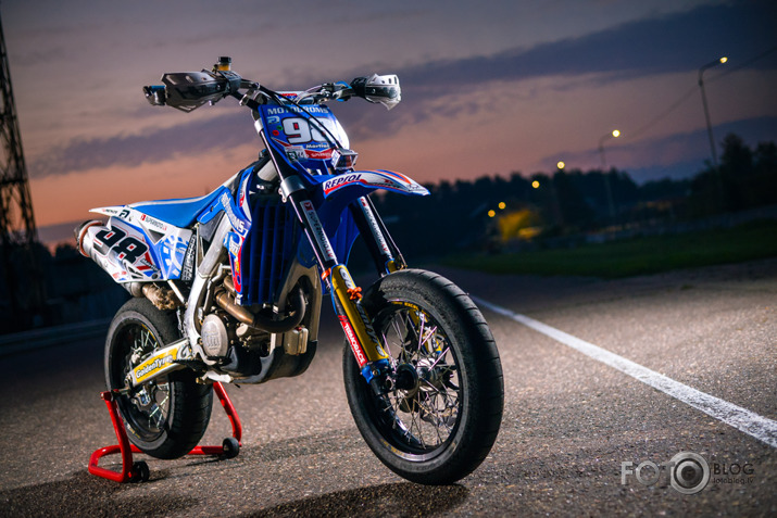 Supermoto