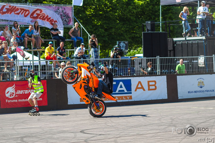 "Ghetto Streetbike Freestyle"