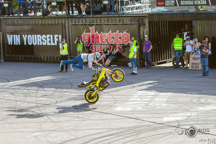 "Ghetto Streetbike Freestyle"