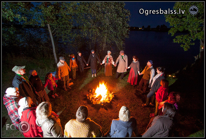 Baltu vienības ugunskuru sasauksme 2015