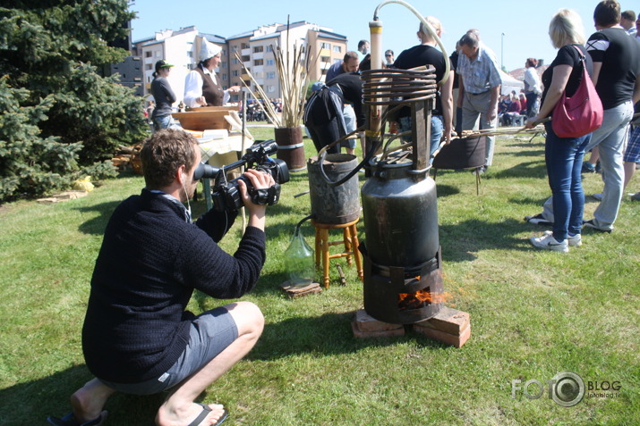 tas pats reņģu festivāls...