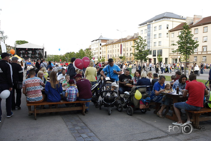 Jelgavas pilsētas svētku 2016.gada gājiena Dzelzceļnieka versija