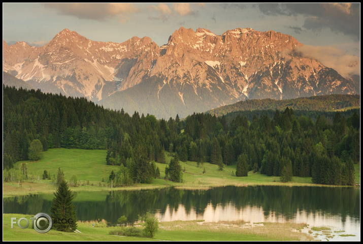 Karwendel. Vakara saulē