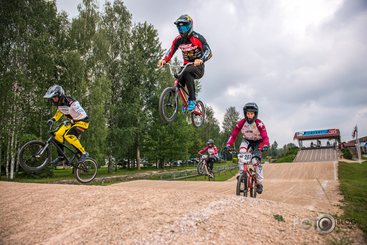 Ciemos pie BMX
