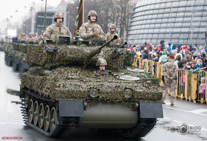 Nacionālo bruņoto spēku militārā parāde Rīgā II