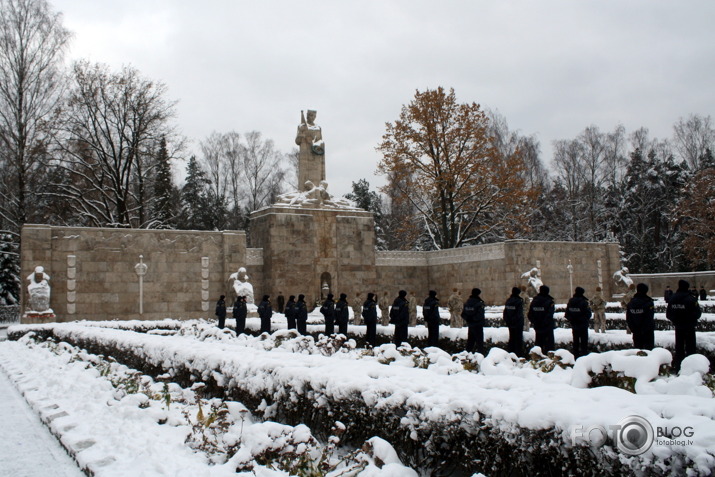 no Lāčplēša dienas...