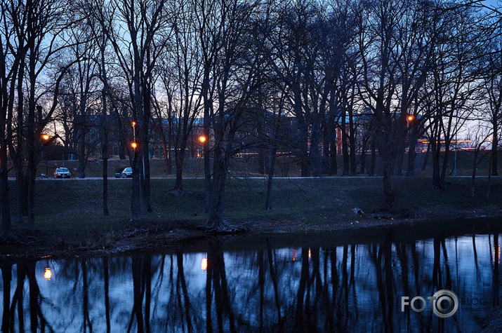 Pavasaris, pilsēta, vakars