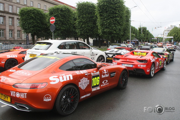 Gumball 3000 autiņi...