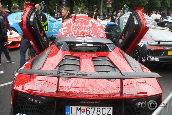 Gumball 3000 autiņi...