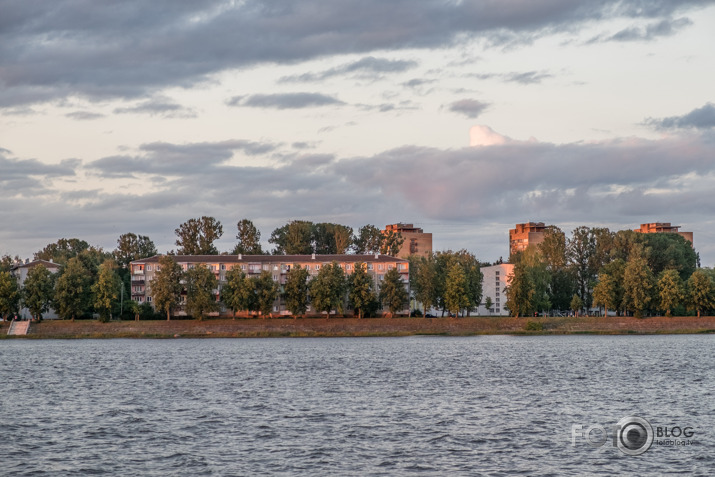 Pa Daugavu līdz hesam