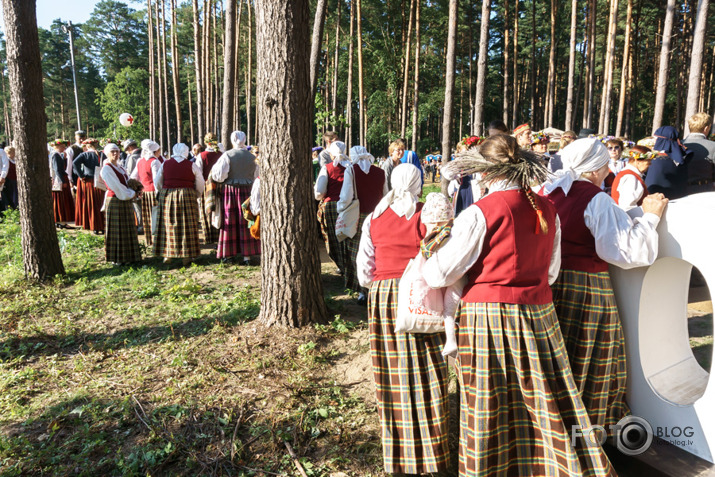 Ceļā uz svētku koncertu