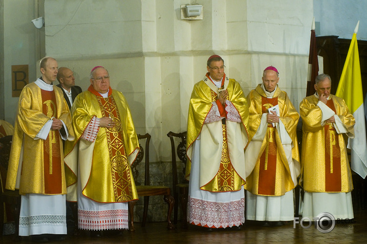 Andra Kravaļa ordinācijas dievkalpojums