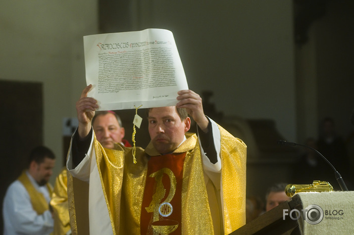 Andra Kravaļa ordinācijas dievkalpojums