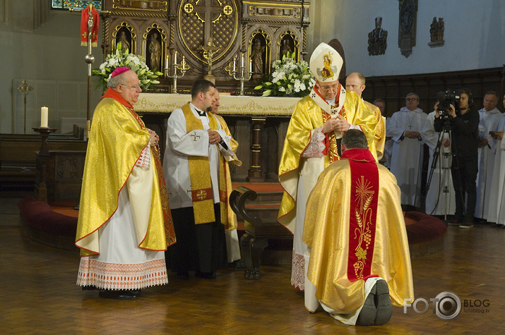 Andra Kravaļa ordinācijas dievkalpojums