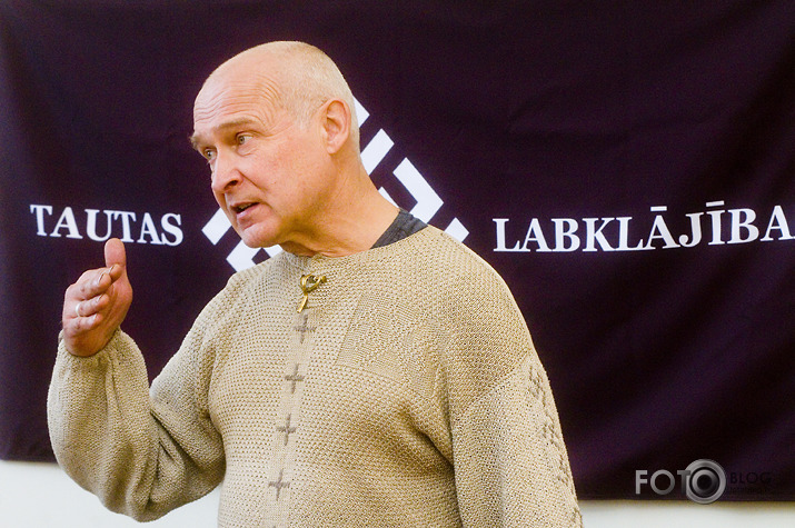 "Tautas Labklājībai" Kolchōznieku namā