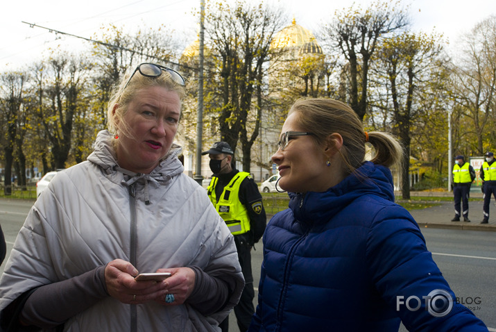 PRET ārkārtas stāvokļa izsludināšanu