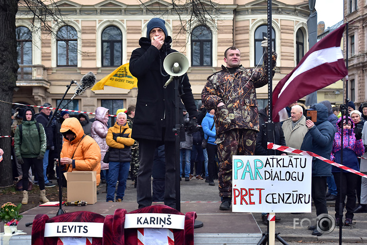 par vakcīnu blakus efektiem ne-1 neatbildēs