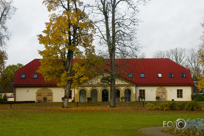 Dikļu pils