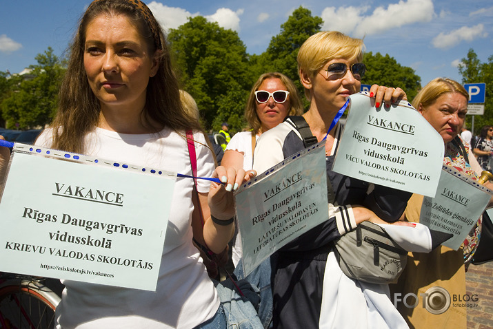 pedagogi draud ar streiku