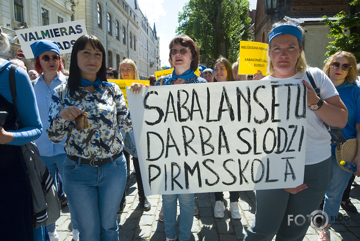 pedagogi draud ar streiku