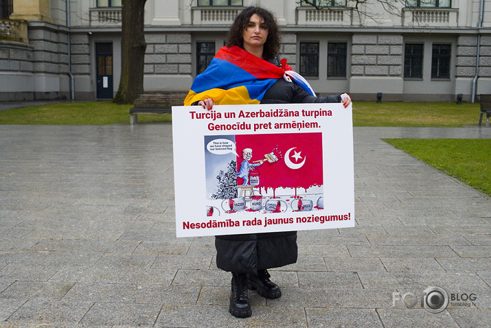 armēņu gājiens genocīdu pieminot