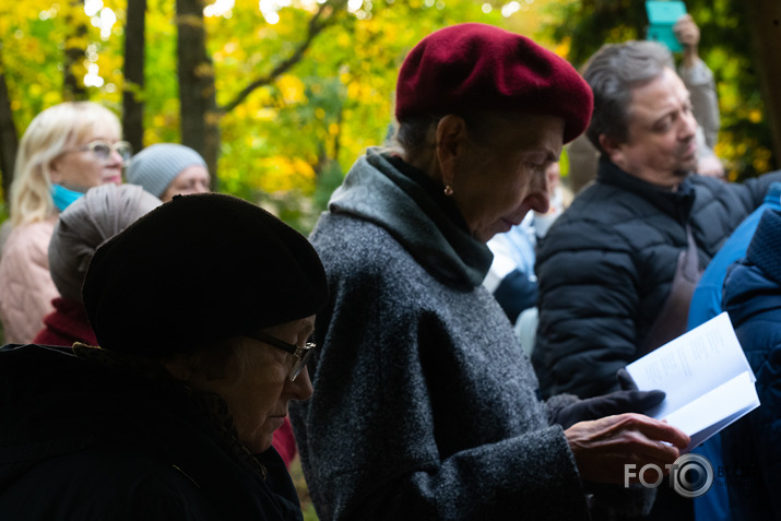 Kaspara Dimitera diska atpogāšana ar nejauši ieklīdušu ceka bildi