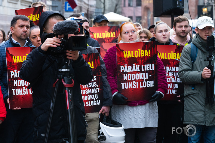 pret sabiedriskās ēdināšanas pakalpojumu iznīdēšanu