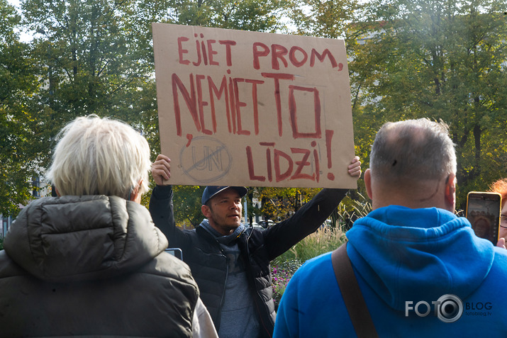 iestāšanās pret nu jau nokoptā de Tolli pieminekļa nokopšanu