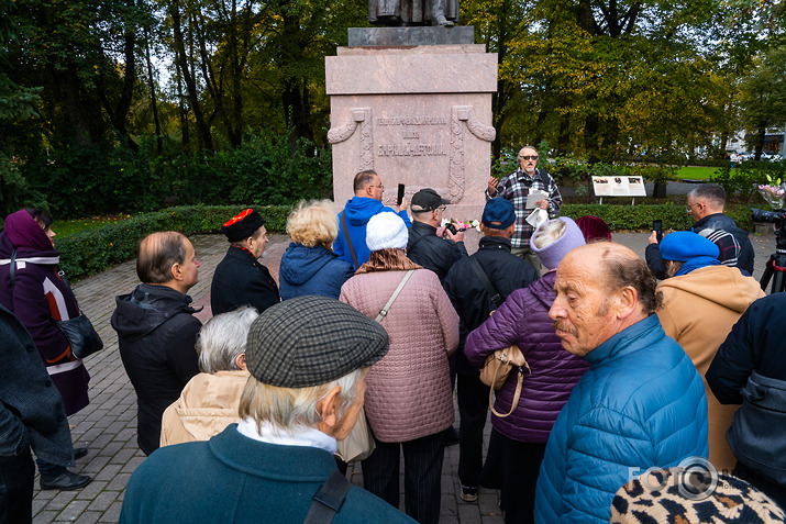 iestāšanās pret nu jau nokoptā de Tolli pieminekļa nokopšanu