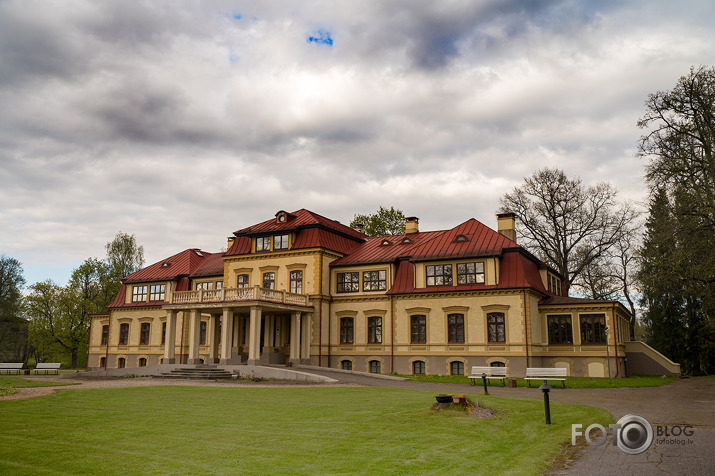 Dikļu pils